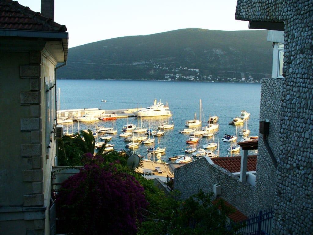 Guest House Bajceta Herceg Novi Ngoại thất bức ảnh