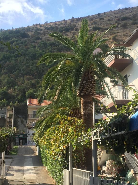Guest House Bajceta Herceg Novi Ngoại thất bức ảnh