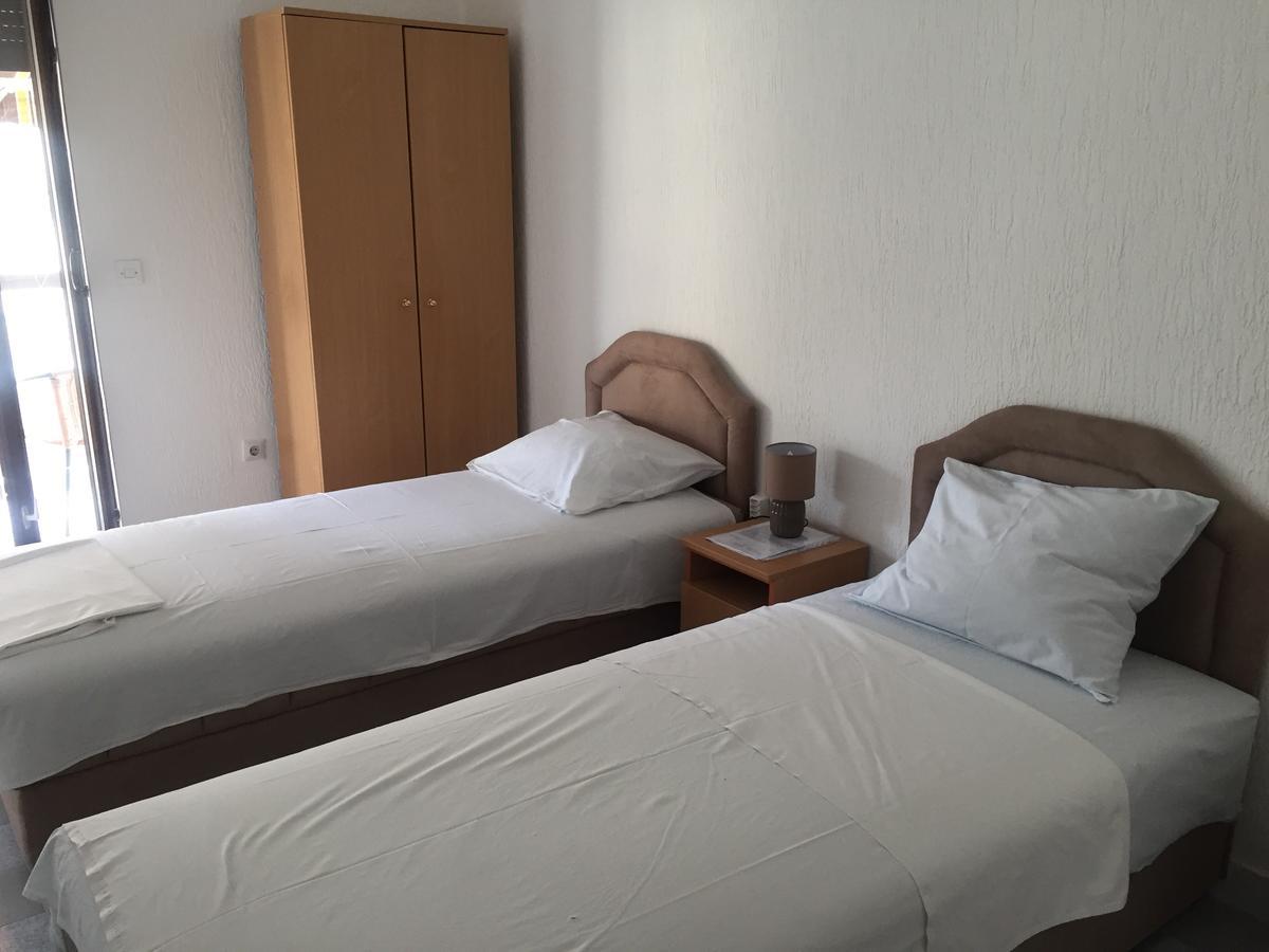 Guest House Bajceta Herceg Novi Ngoại thất bức ảnh